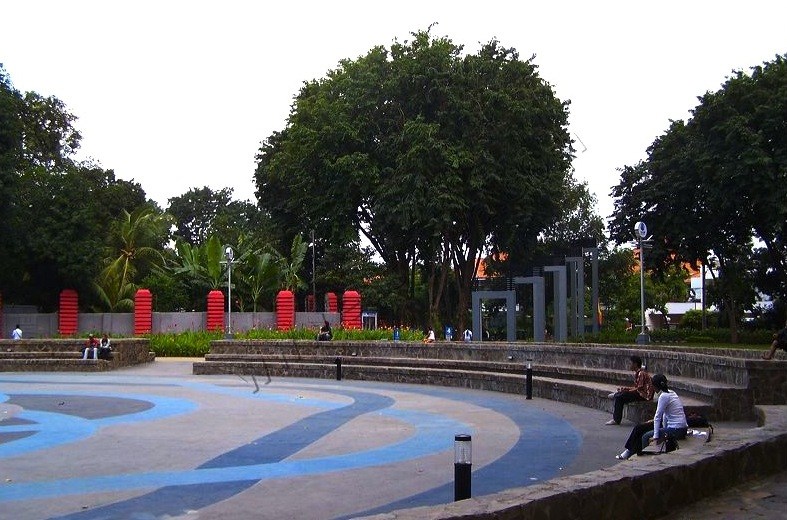  Taman Bungkul 